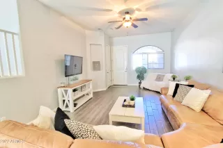 Photo #6: 6362463 Listing 