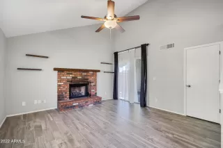 Photo #2: 6362787 Listing