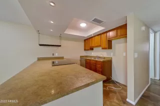 Photo #6: 6363204 Listing