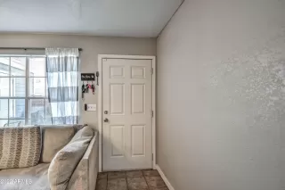 Photo #5: 6363258 Listing 