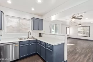 Photo #6: 6363582 Listing 