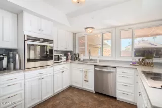 Photo #2: 6363684 Listing