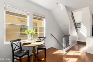 Photo #4: 6364432 Listing