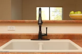 Photo #6: 6364537 Listing