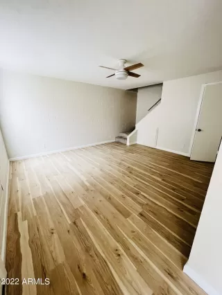 Photo #3: 6364617 Listing 