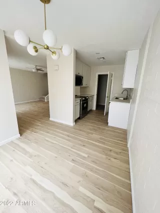 Photo #5: 6364617 Listing 