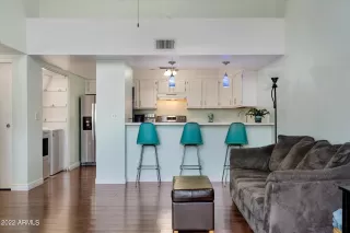 Photo #3: 6364997 Listing