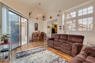 Photo #6: 6365134 Listing 