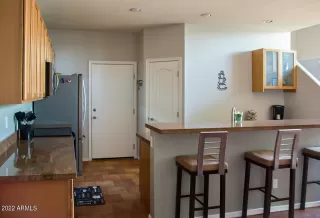 Photo #5: 6365169 Listing