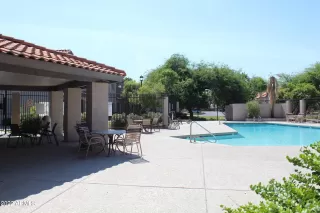 Photo #6: 6365365 Listing