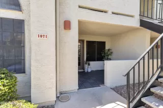 Photo #4: 6365400 Listing