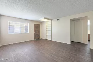 Photo #5: 6365474 Listing 