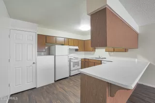 Photo #6: 6365474 Listing 