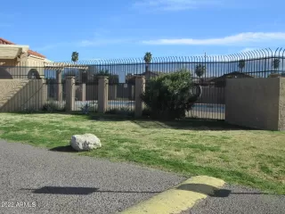 Photo #5: 6365878 Listing 