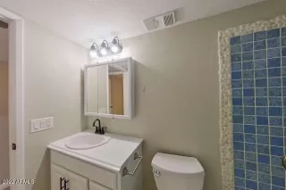 Photo #6: 6365972 Listing 