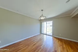 Photo #5: 6365980 Listing