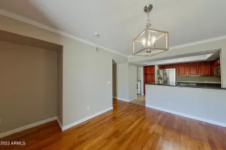 Photo #6: 6365980 Listing