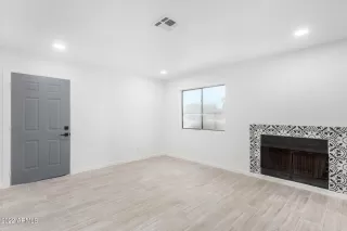 Photo #2: 6366085 Listing 