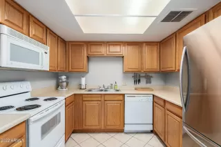 Photo #2: 6366091 Listing 