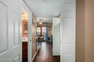 Photo #6: 6366248 Listing