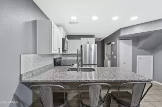 Photo #5: 6366379 Listing 