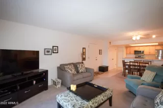 Photo #5: 6366506 Listing 