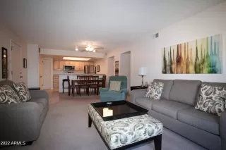 Photo #6: 6366506 Listing 