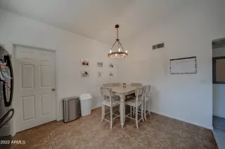 Photo #6: 6366538 Listing