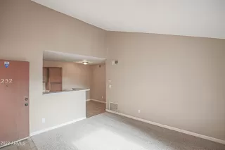 Photo #1: 6366689 Listing