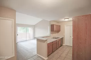 Photo #2: 6366689 Listing