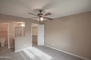 Photo #6: 6366689 Listing