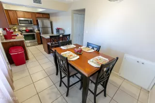 Photo #6: 6366984 Listing