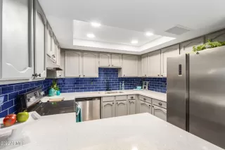 Photo #2: 6367131 Listing 