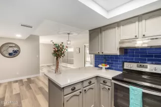 Photo #3: 6367131 Listing 