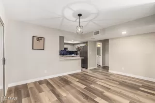 Photo #6: 6367131 Listing 