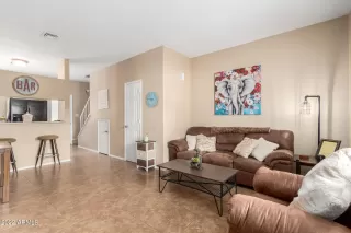 Photo #4: 6367150 Listing