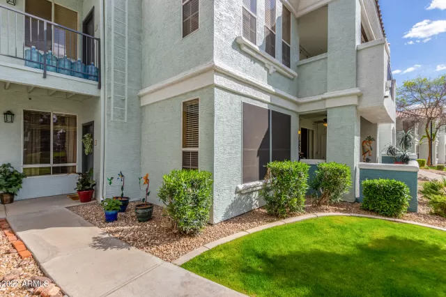 MLS: 6367155 Condo For Sale