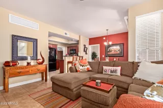 Photo #2: 6367155 Listing