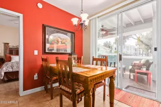 Photo #6: 6367155 Listing