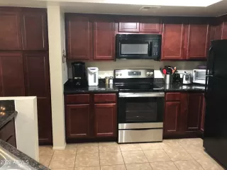 Photo #6: 6367164 Listing