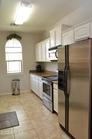 Photo #5: 6367208 Listing 