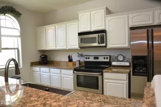 Photo #6: 6367208 Listing 