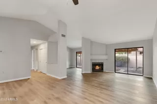 Photo #4: 6367552 Listing