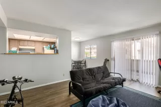 Photo #3: 6367577 Listing