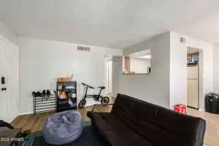 Photo #4: 6367577 Listing