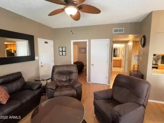 Photo #4: 6367845 Listing