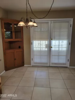 Photo #6: 6367930 Listing