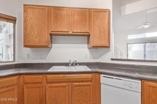 Photo #4: 6368004 Listing