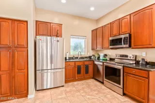 Photo #6: 6368063 Listing