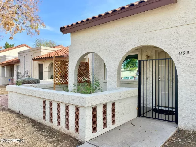 MLS: 6368093 Condo For Sale